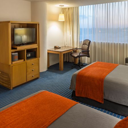 Real Inn Nuevo Laredo Ngoại thất bức ảnh