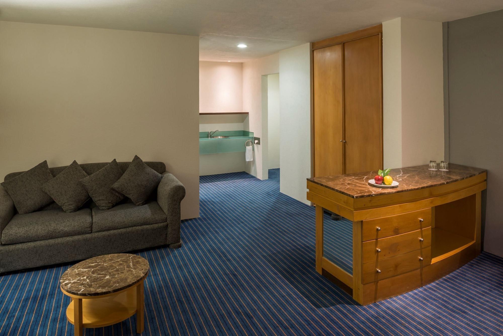 Real Inn Nuevo Laredo Ngoại thất bức ảnh